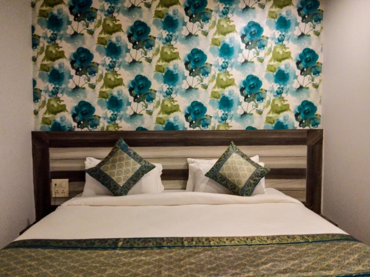 Ajay Guest House Varanasi Exterior photo