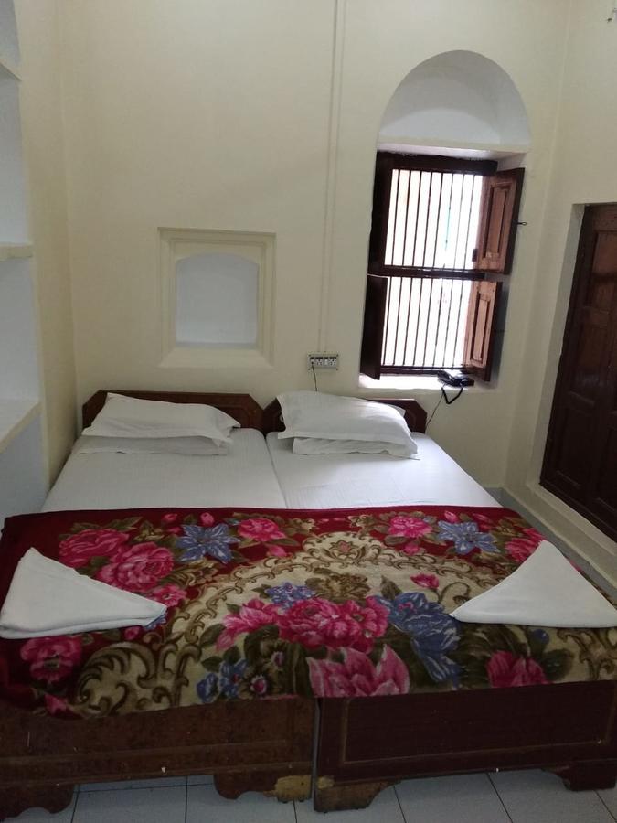 Ajay Guest House Varanasi Exterior photo